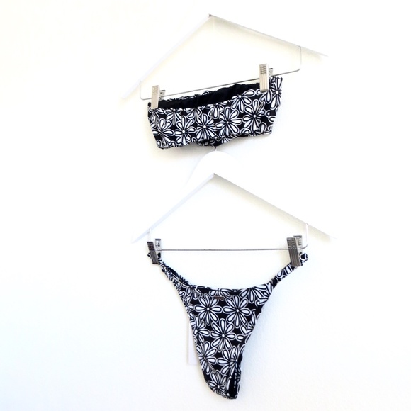 NEW! Kenny Flowers THE Pedregal Bandeau Bikini Top  & String Bikini Bottom Set S - Picture 13 of 16